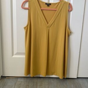 Premise dressy tank Large